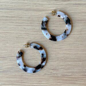 Madewell Tortoise Shell Hoop Earrings - OS - Excellent Condition